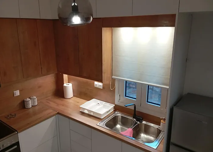 Afanias Lakonia * Skala (Laconia)